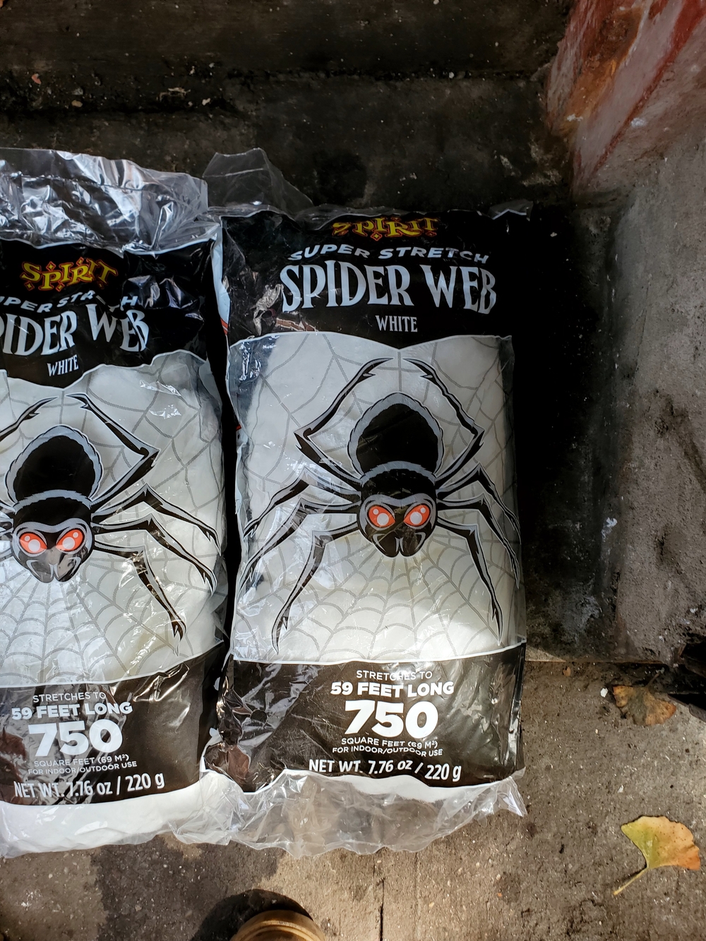 Spirit White Super Stretch Spider Web Decoration 4pks.